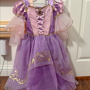 Kids Dress Up Costume: Disney Princess Rapunzel Dress - size 5/6